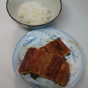 父の日や夏の土用などに✨好きに盛り付け✨うなぎ丼✨